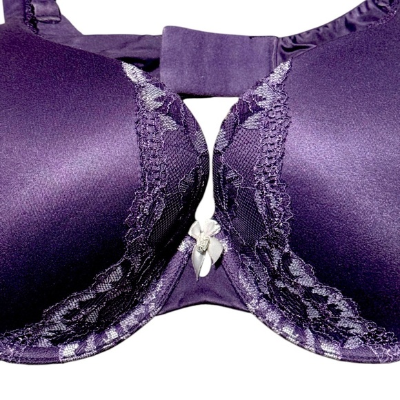 Victoria’s Secret Body By Victoria Padded Perfect Coverage Purple Bra Size 36D - Picture 5 of 5